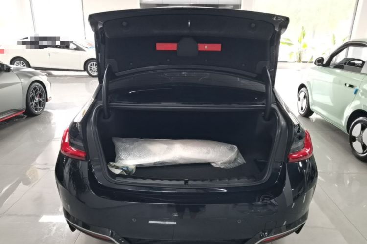 Used BMW i3 2024 eDrive 35 L Trunk
