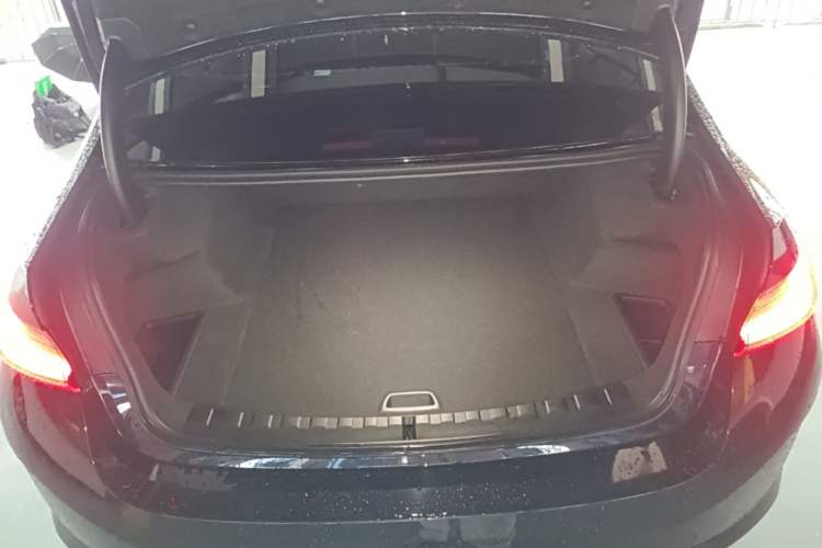 Used BMW i3 2024 eDrive 35 L Trunk