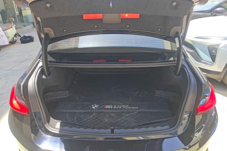 Used BMW i3 2024 eDrive 35 L Trunk