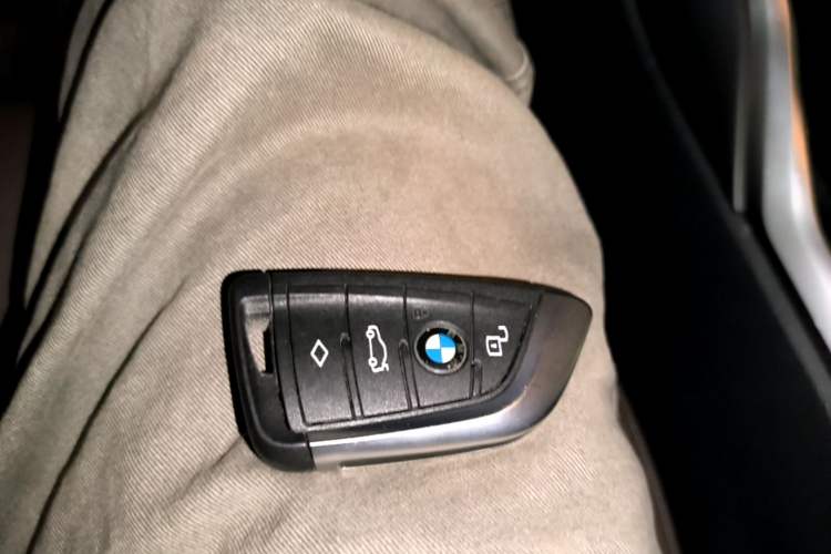 Used BMW i3 2024 eDrive 35 L Vehicle Key