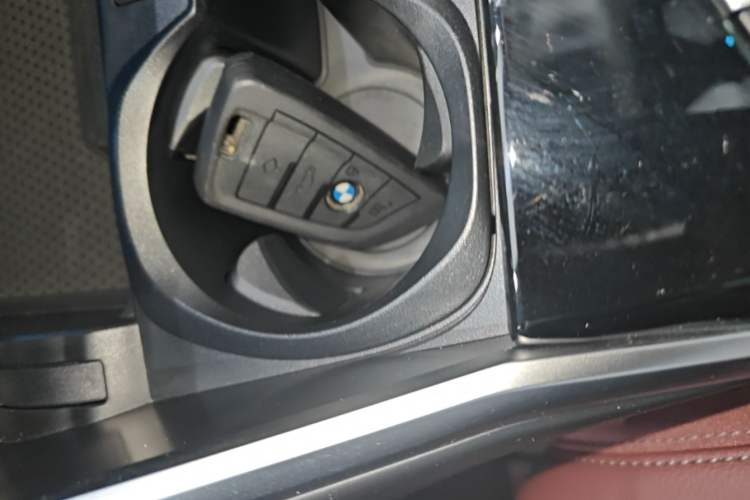Used BMW i3 2024 eDrive 35 L Vehicle Key