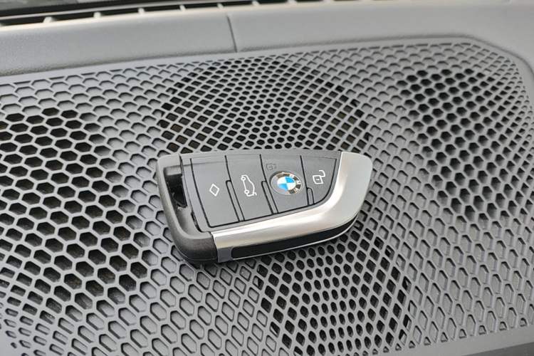 Used BMW i3 2024 eDrive 35 L Vehicle Key