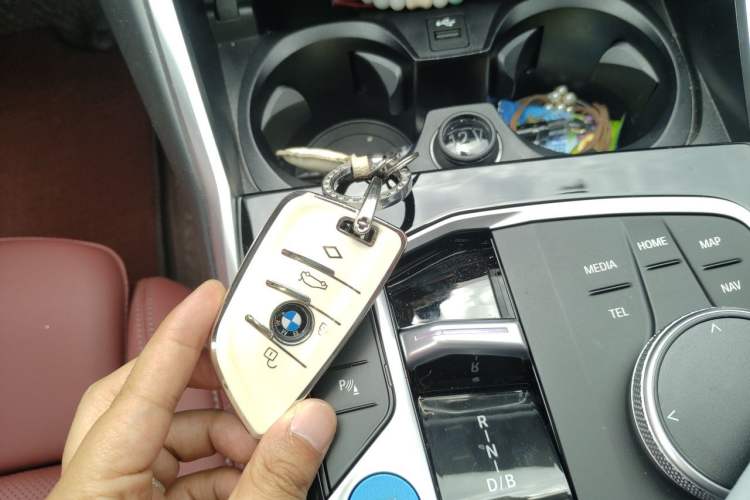 Used BMW i3 2024 eDrive 35 L Vehicle Key