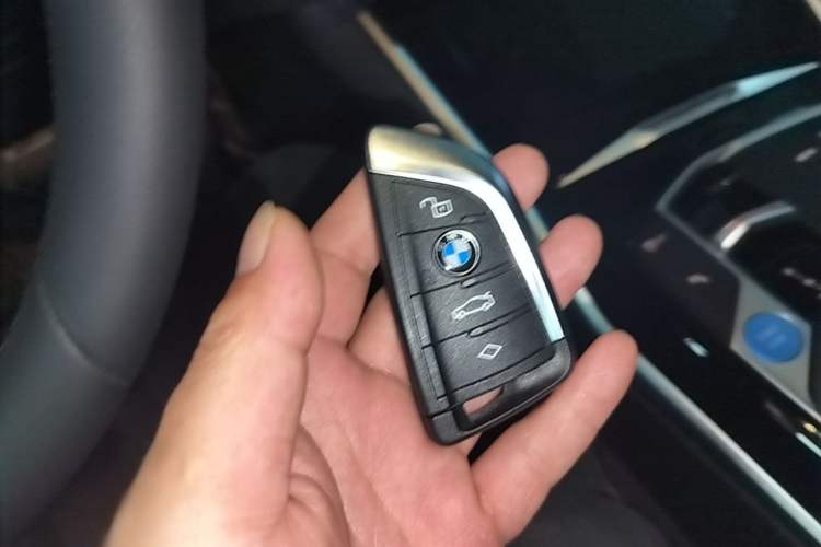 Used BMW i3 2024 eDrive 35 L Vehicle Key