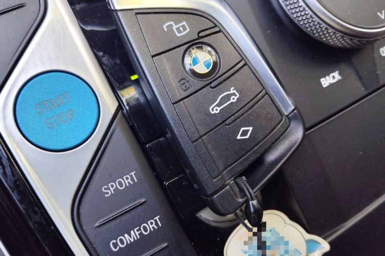Used BMW i3 2024 eDrive 35 L Vehicle Key