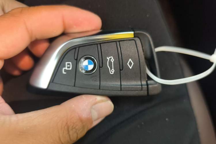 Used BMW i3 2024 eDrive 35 L Vehicle Key