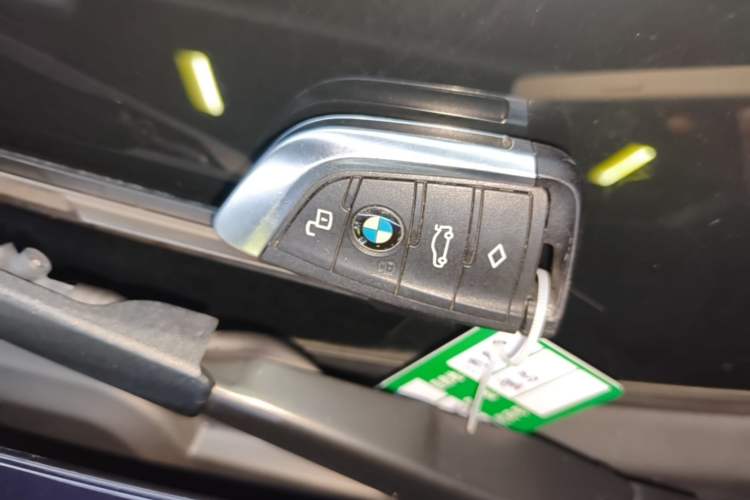 Used BMW i3 2024 eDrive 35 L Vehicle Key