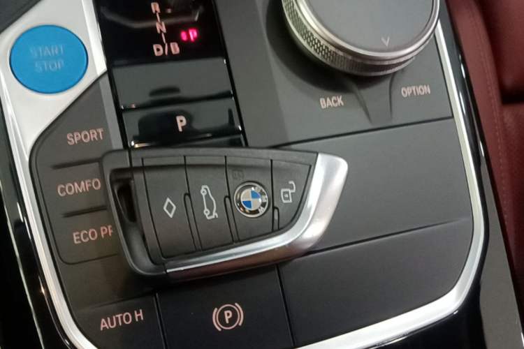 Used BMW i3 2024 eDrive 35 L Vehicle Key