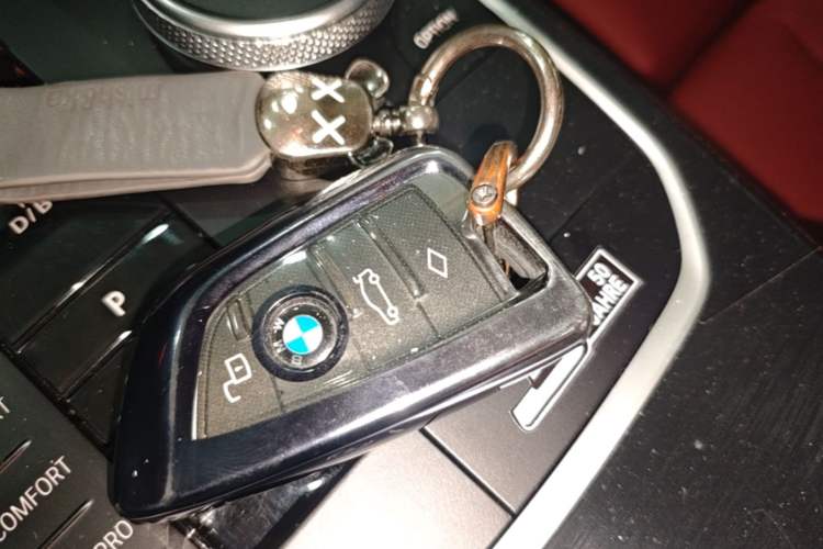 Used BMW i3 2024 eDrive 35 L Vehicle Key