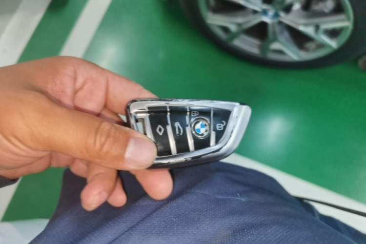 Used BMW i3 2024 eDrive 35 L Vehicle Key