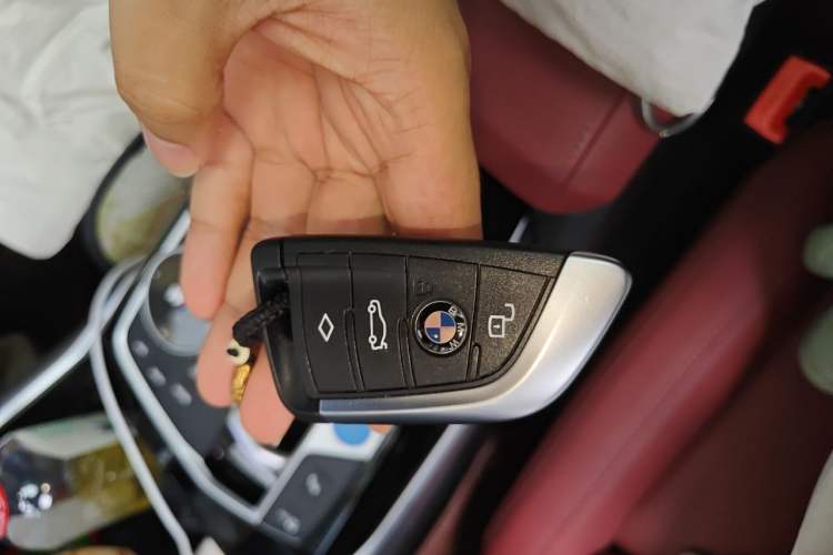 Used BMW i3 2024 eDrive 35 L Vehicle Key