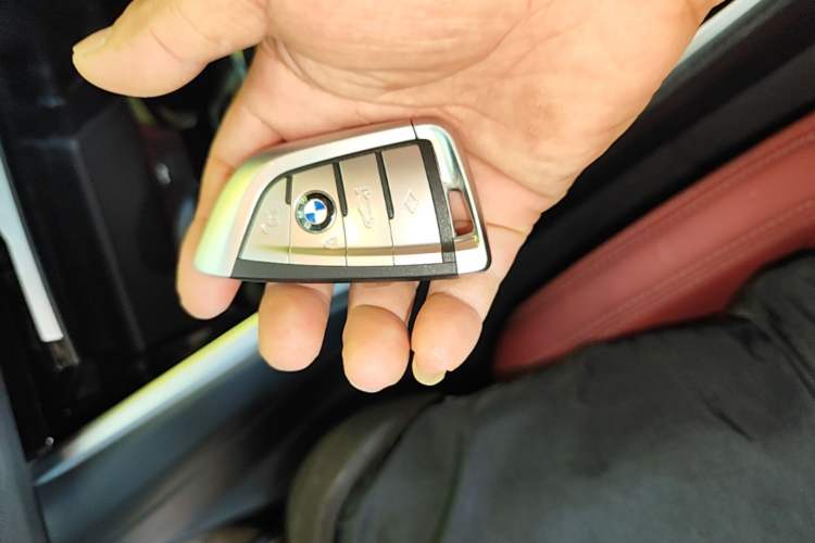 Used BMW i3 2024 eDrive 35 L Vehicle Key