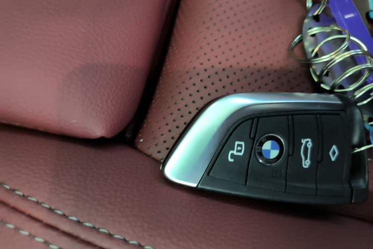 Used BMW i3 2024 eDrive 35 L Vehicle Key