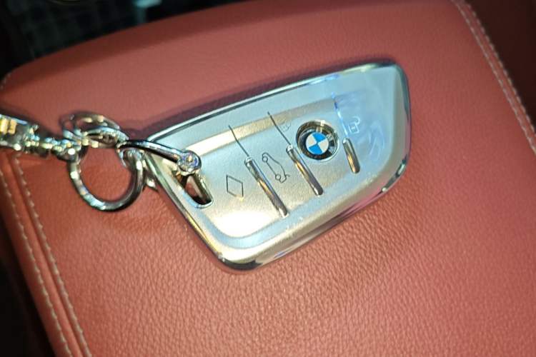 Used BMW i3 2024 eDrive 35 L Vehicle Key