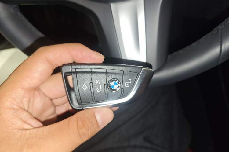 Used BMW i3 2024 eDrive 40 L Midnight Edition Vehicle Key