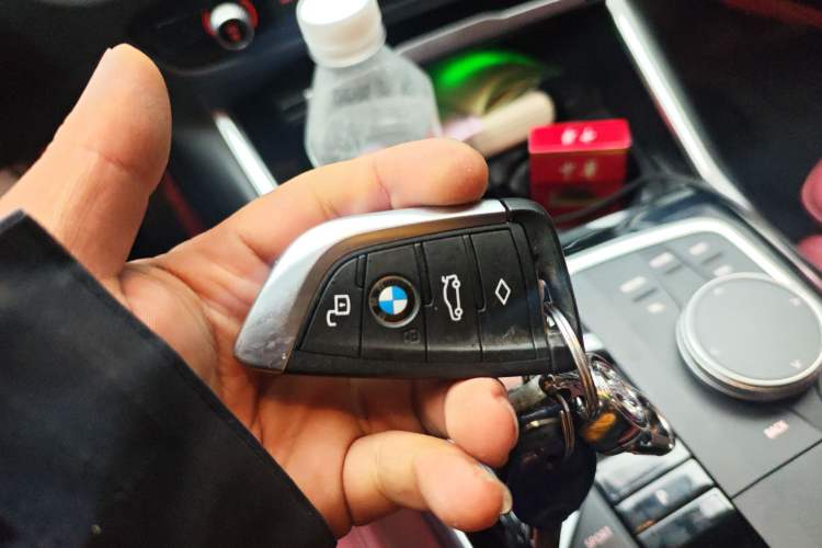 Used BMW i3 2024 eDrive 35 L Vehicle Key