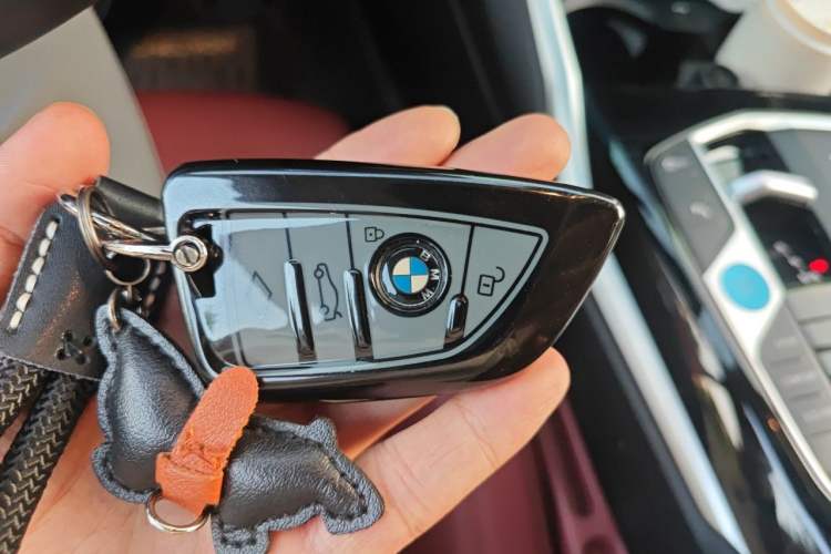 Used BMW i3 2024 eDrive 35 L Vehicle Key
