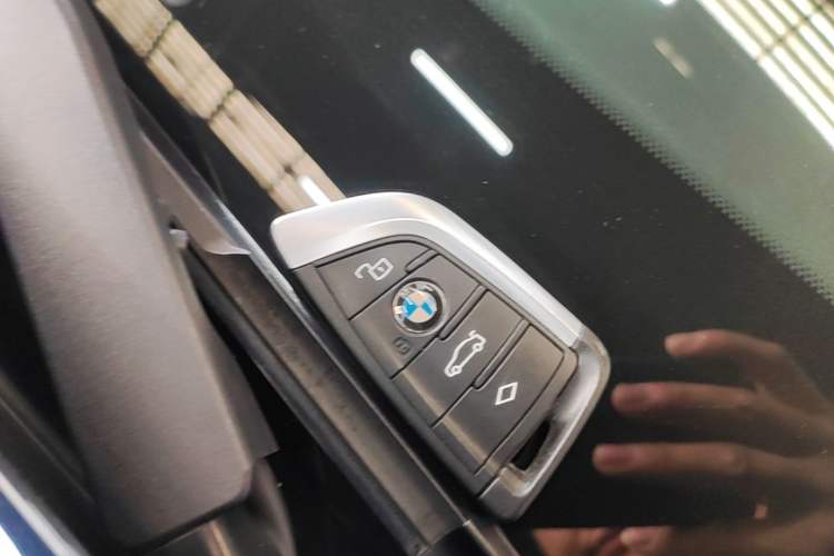 Used BMW i3 2024 eDrive 35 L Vehicle Key