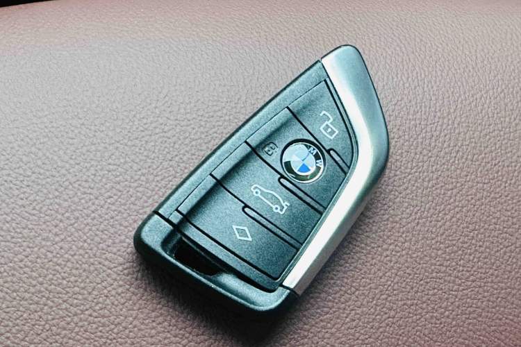 Used BMW i3 2024 eDrive 35 L Vehicle Key