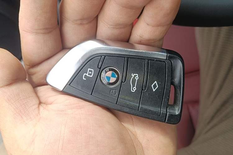 Used BMW i3 2024 eDrive 40 L Midnight Edition Vehicle Key