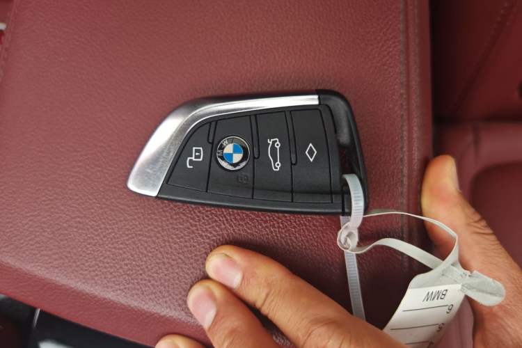 Used BMW i3 2024 eDrive 35 L Vehicle Key