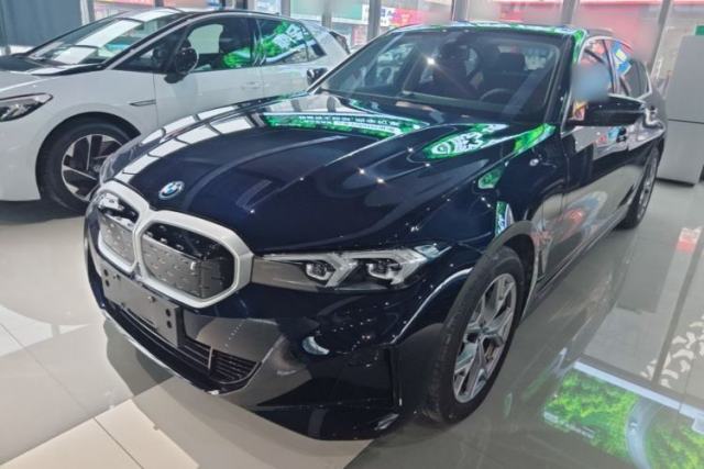 Used BMW i3 2024 eDrive 35 L