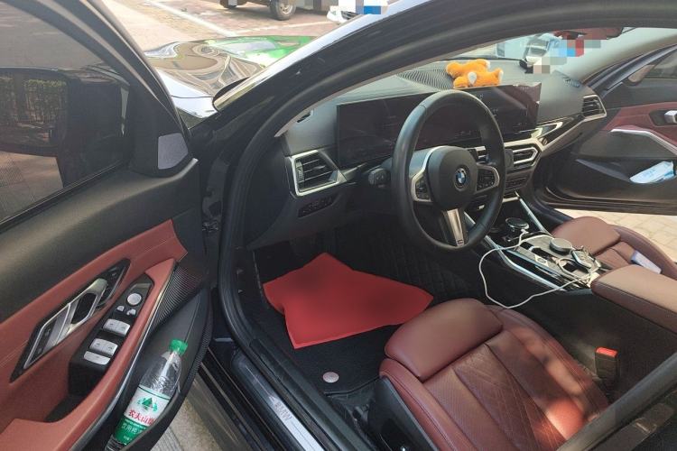 Used BMW i3 2024 eDrive 35 L Driver Seat
