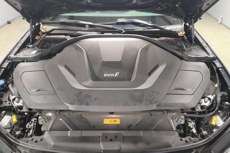 Used BMW i3 2024 eDrive 35 L Engine Bay