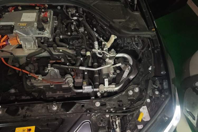 Used BMW i3 2024 eDrive 40 L Midnight Edition Engine Bay Left
