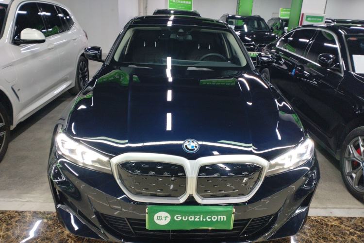 Used BMW i3 2024 eDrive 35 L Exterior 1