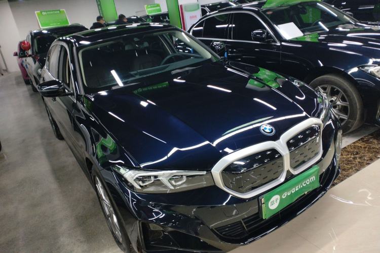 Used BMW i3 2024 eDrive 35 L Exterior 2