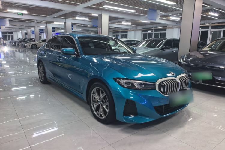 Used BMW i3 2024 eDrive 35 L Exterior 2