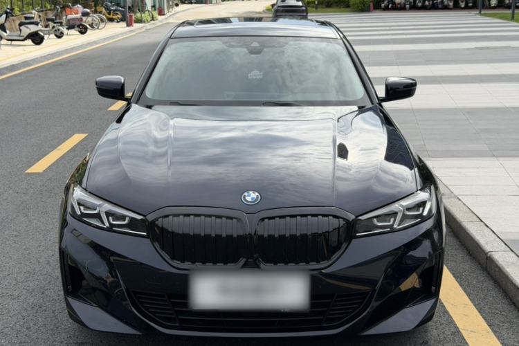 Used BMW i3 2024 eDrive 35 L Exterior 3
