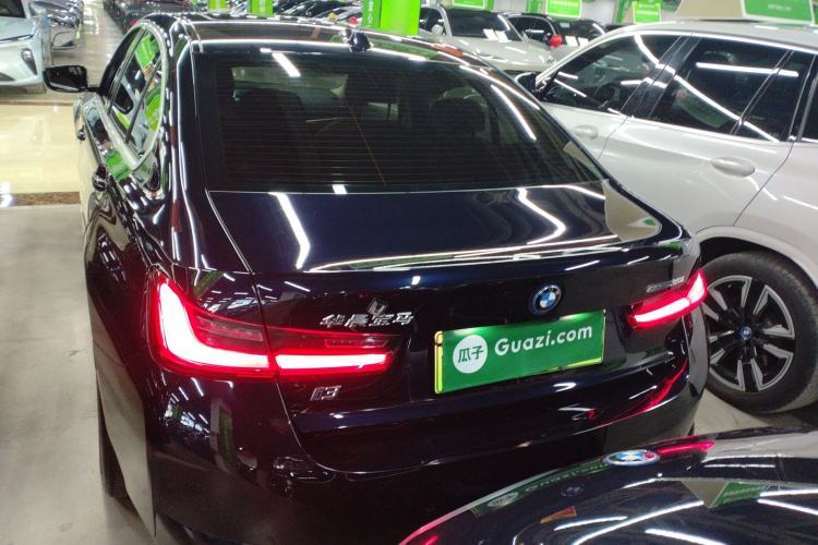 Used BMW i3 2024 eDrive 35 L Exterior 4