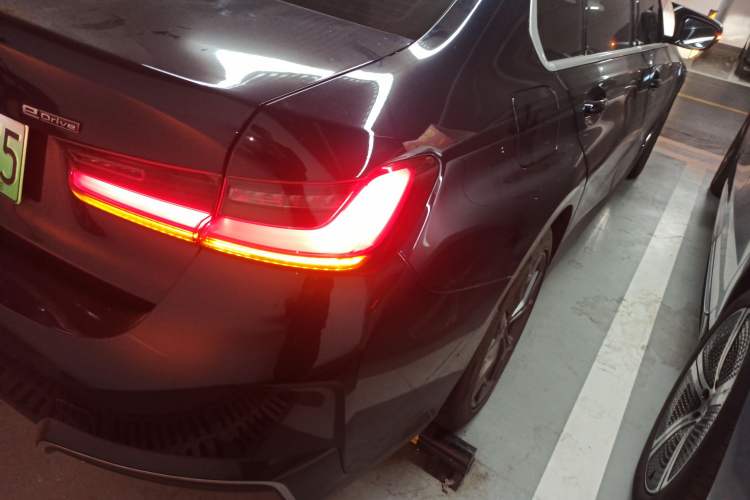 Used BMW i3 2024 eDrive 35 L Exterior 6