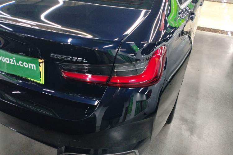 Used BMW i3 2024 eDrive 35 L Exterior 6
