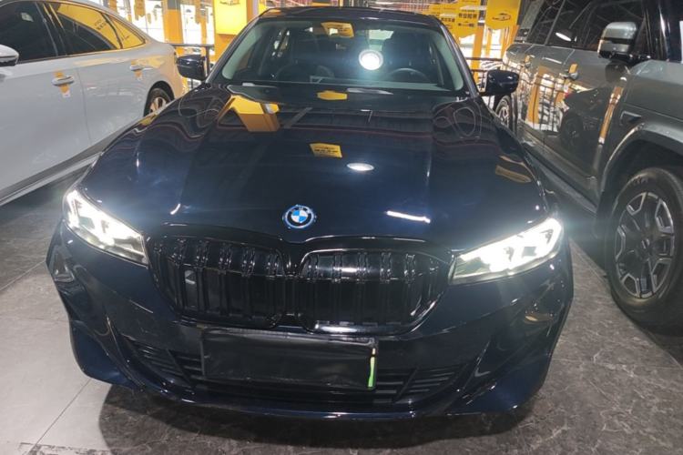 Used BMW i3 2024 eDrive 35 L Front