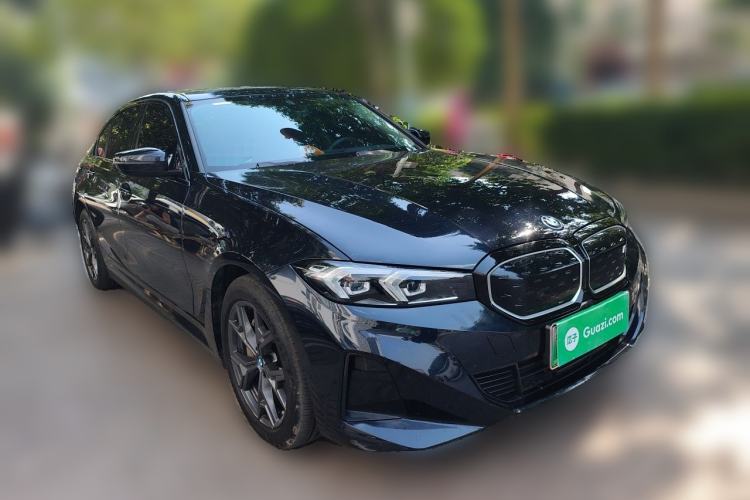 Used BMW i3 2024 eDrive 35 L Front Right 45 Deg