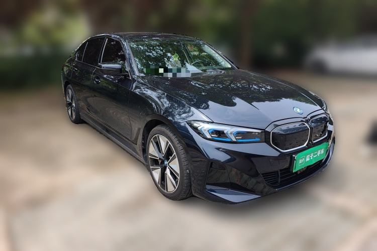 Used BMW i3 2024 eDrive 40 L Midnight Sports Package Front Right 45 Deg