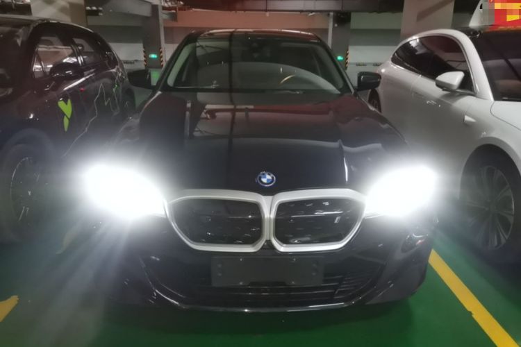 Used BMW i3 2024 eDrive 35 L Front