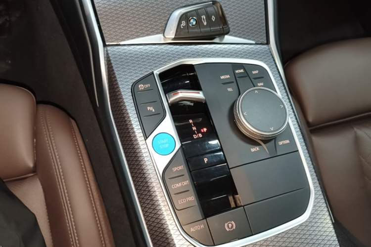 Used BMW i3 2024 eDrive 40 L Midnight Edition Gear Lever