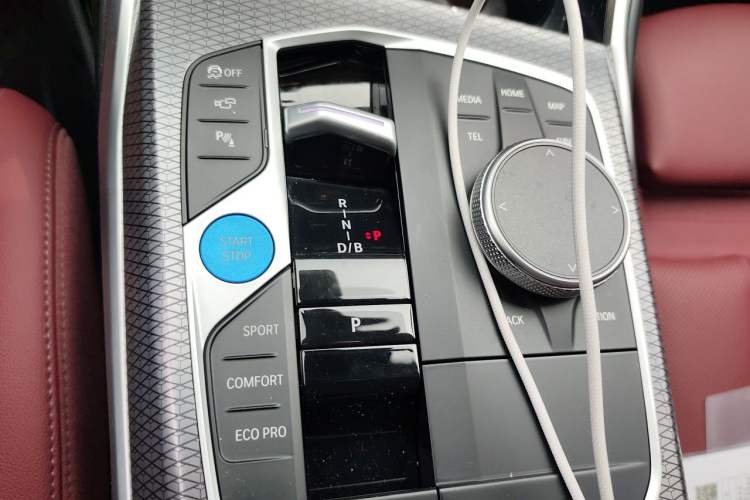 Used BMW i3 2024 eDrive 40 L Midnight Sports Package Gear Lever