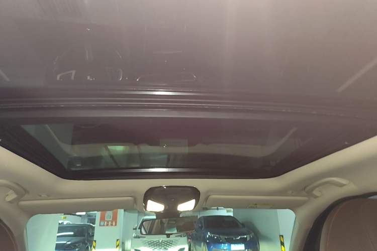 Used BMW i3 2024 eDrive 35 L Headliner
