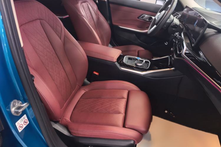 Used BMW i3 2024 eDrive 35 L Interior 2