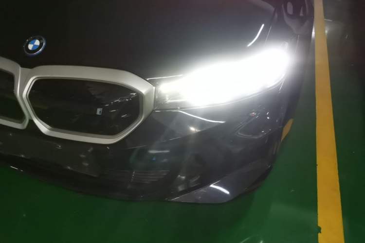 Used BMW i3 2024 eDrive 35 L Left Front Headlight