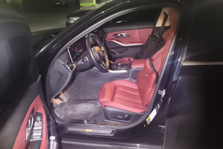 Used BMW i3 2024 eDrive 35 L Left Front Seat