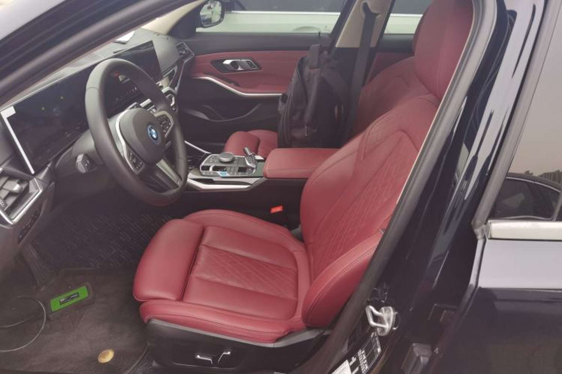 Used BMW i3 2024 eDrive 35 L Left Front Seat