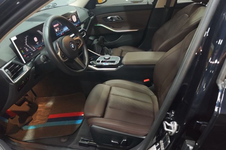 Used BMW i3 2024 eDrive 35 L Left Front Seat