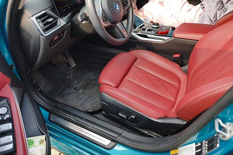 Used BMW i3 2024 eDrive 35 L Left Front Seat