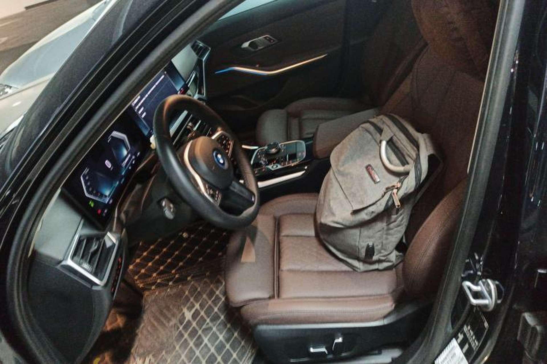 Used BMW i3 2024 eDrive 35 L Left Front Seat